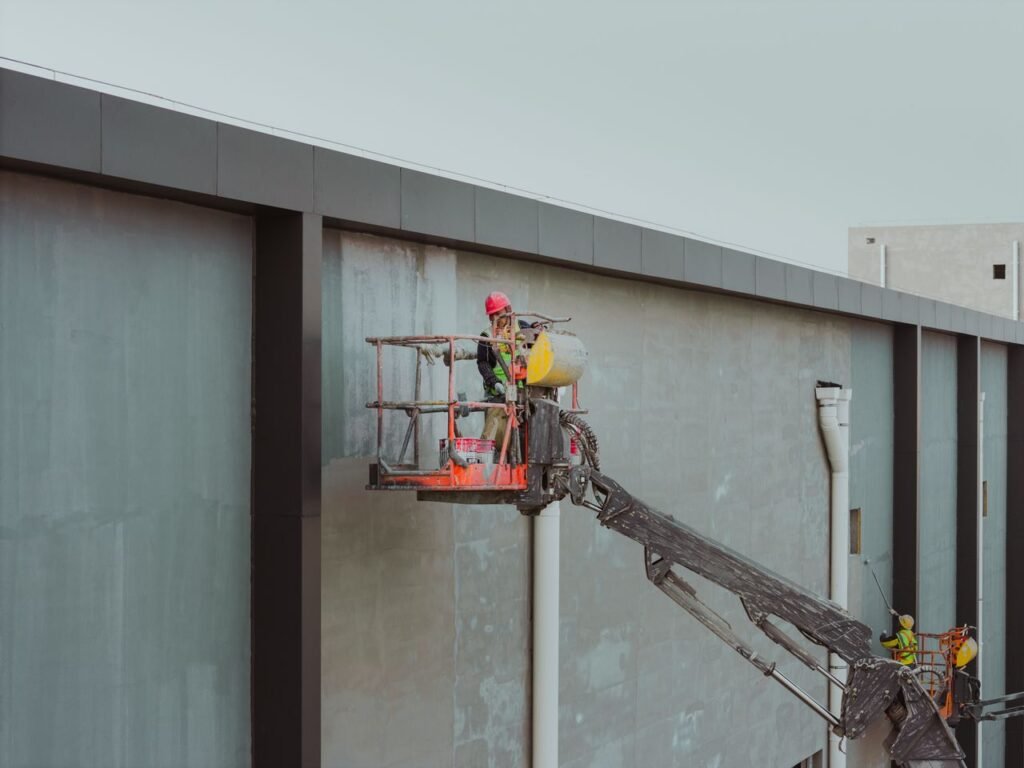 Limpieza profunda post-construcción para entrega de obras e inmuebles nuevos